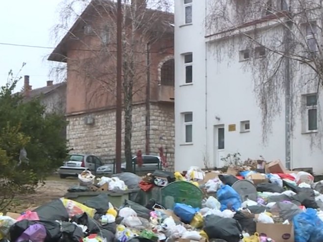 Билећа, смеће - Фото: РТРС