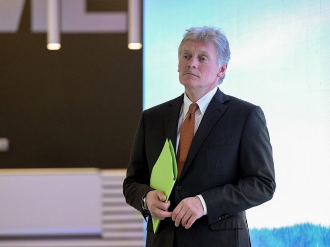 Дмитри Песков (фото: EPA-EFE/ALEXEI NIKOLSKY/SPUTNIK) - 