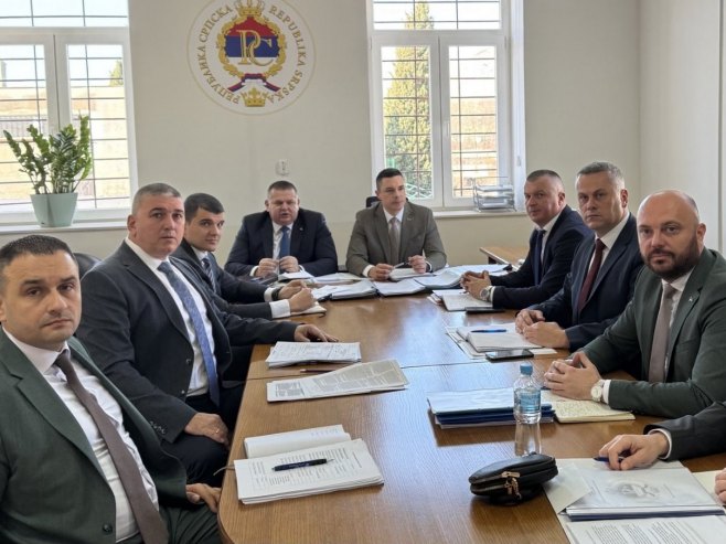 Букејловић са директорима КПЗ Букејловић са директорима КПЗ - Фото: Уступљена фотографија