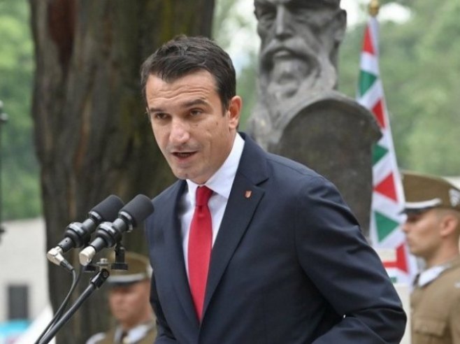 Ерион Велијај (фото: EPA-EFE/TIBOR ILLYES) Ерион Велијај (фото: EPA-EFE/TIBOR ILLYES) -