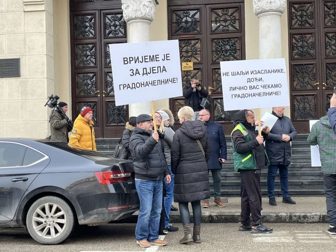 Протест радника ДЕПОТ-а Протест радника ДЕПОТ-а - Фото: РТРС
