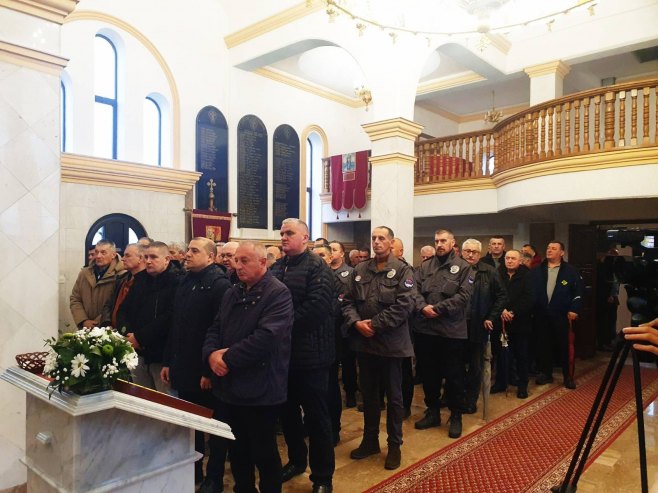 Парастос Вељку Миланковићу на Вучијаку Парастос Вељку Миланковићу на Вучијаку - Фото: РТРС