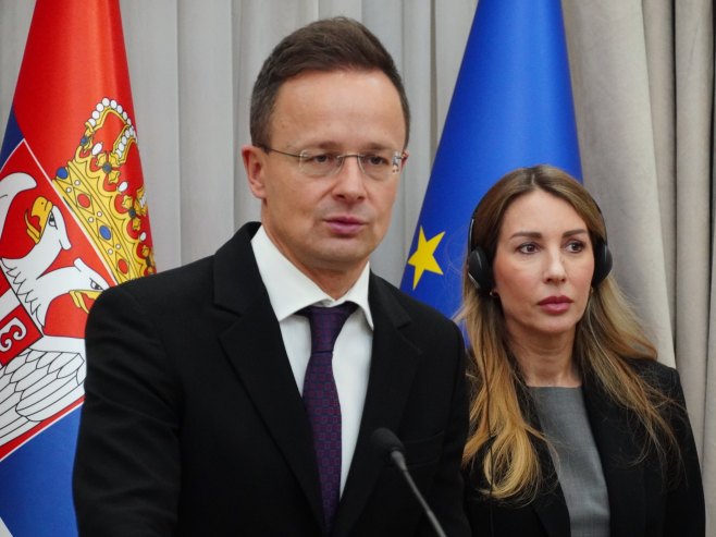 Петер Сијарто (Фото: Танјуг/Владимир Шпорчић) Петер Сијарто (Фото: Танјуг/Владимир Шпорчић) -