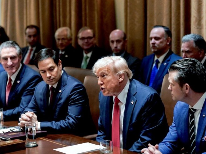 Доналд Трамп (фото: EPA-EFE/AL DRAGO / POOL - 