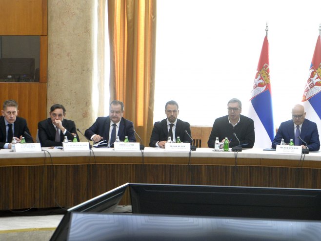 Сједница Владе Србије (Фото: TANJUG/ RADE PRELIĆ) Сједница Владе Србије (Фото: TANJUG/ RADE PRELIĆ) -