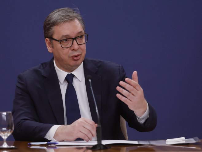 Вучић: Настављамо заједно ка циљу, за Србију заједно, снажно и непоколебљиво (ВИДЕО)