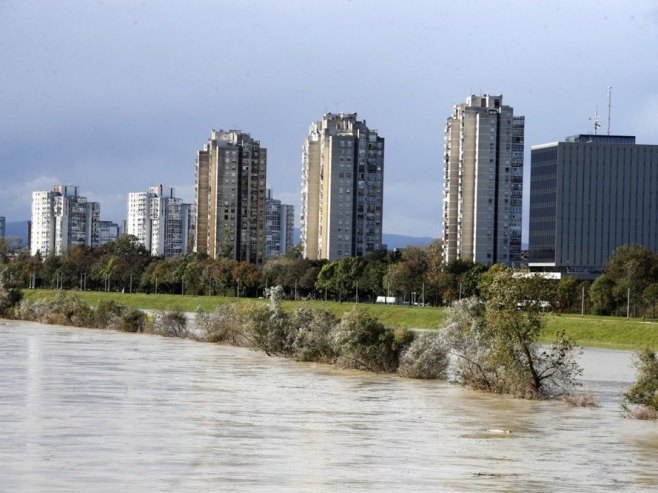 Хрватска, порасли водостаји (фото: EPA-EFE/ANTONIO BAT - илустрација) Хрватска, порасли водостаји (фото: EPA-EFE/ANTONIO BAT - илустрација) -