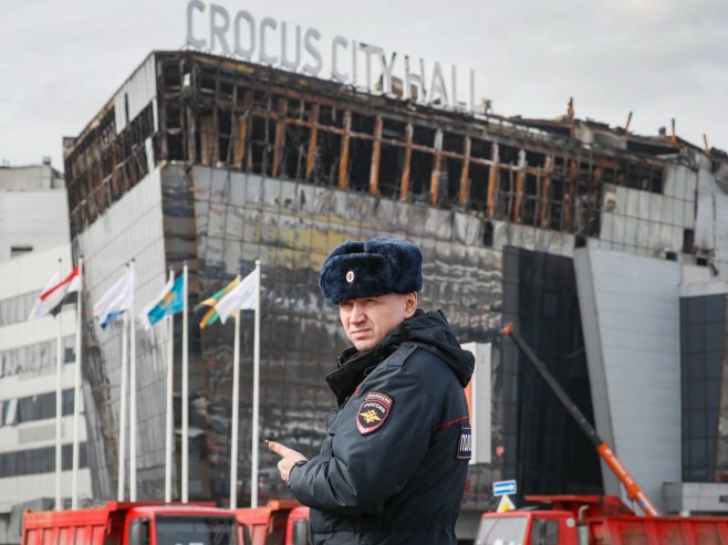 Полиција испред Крокус сити хола (Фото: EPA-EFE/YURI KOCHETKOV) Полиција испред Крокус сити хола (Фото: EPA-EFE/YURI KOCHETKOV) -