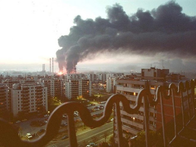 НАТО бомбардовање Југославије (фото: EPA-EFE/Sasa Stankovic --YUGOSLAVIA OUT - илустрација) НАТО бомбардовање Југославије (фото: EPA-EFE/Sasa Stankovic --YUGOSLAVIA OUT - илустрација) -