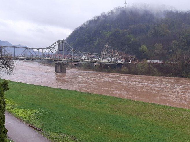 Дрина у Зворнику (Фото: Дрина у Зворнику)