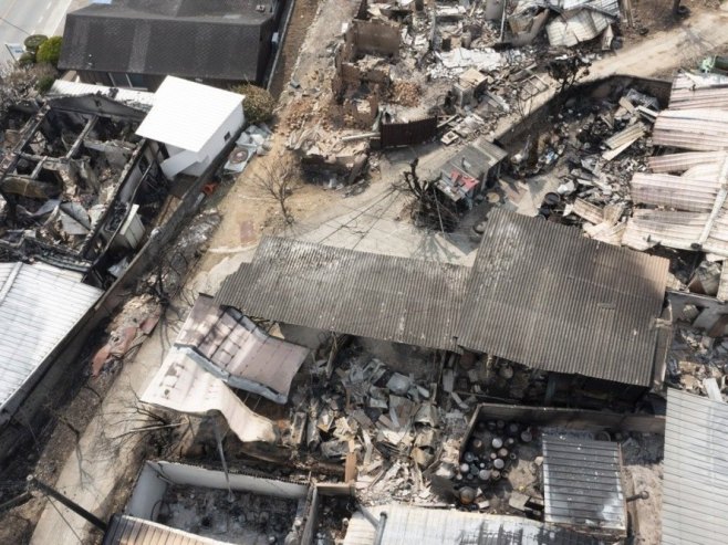 Пожар у С. Кореји (Фото: EPA-EFE/JEON HEON-KYUN) - 