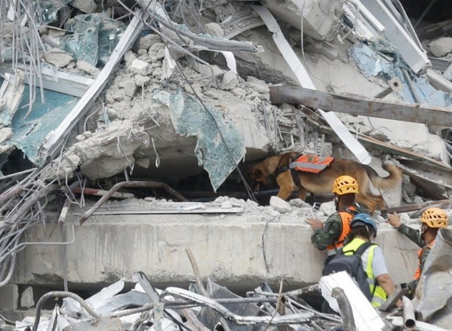 Бангкок (Фото: EPA-EFE/NARONG SANGNAK/илустрација) - 