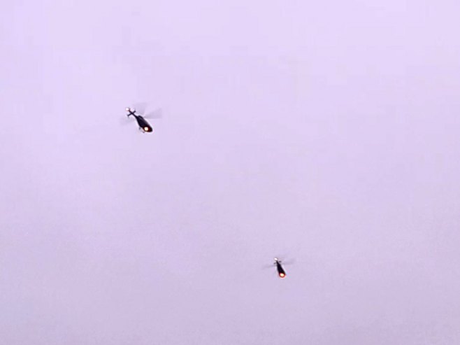 Хеликоптери изнад Бањалуке - Фото: РТРС