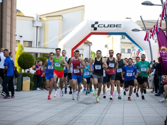 Улична атлетска трка (фото: АК Дервента) - 