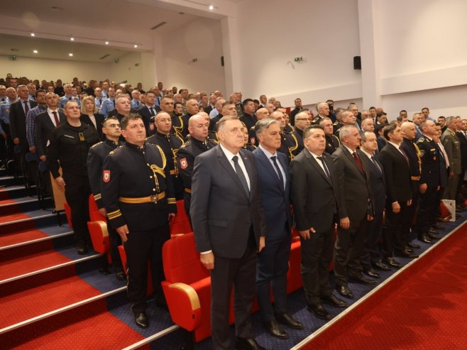 Свечана академија - Фото: predsjednikrs.rs/Borislav Zdrinja