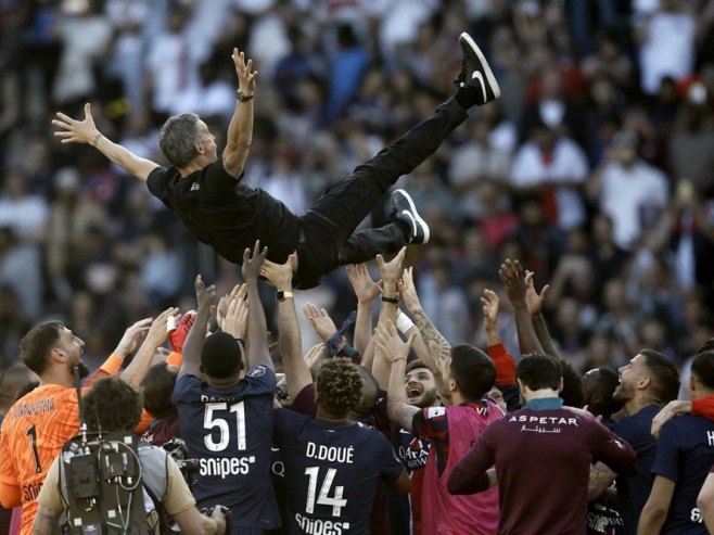 Пари Сен Жермен (Фото: EPA-EFE/YOAN VALAT, илустрација) - 