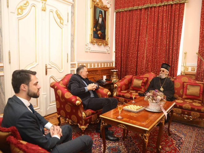 Предсједник Српске са митрополитом Јефремом Предсједник Српске са митрополитом Јефремом - Фото: predsjednikrs.rs/Borislav Zdrinja
