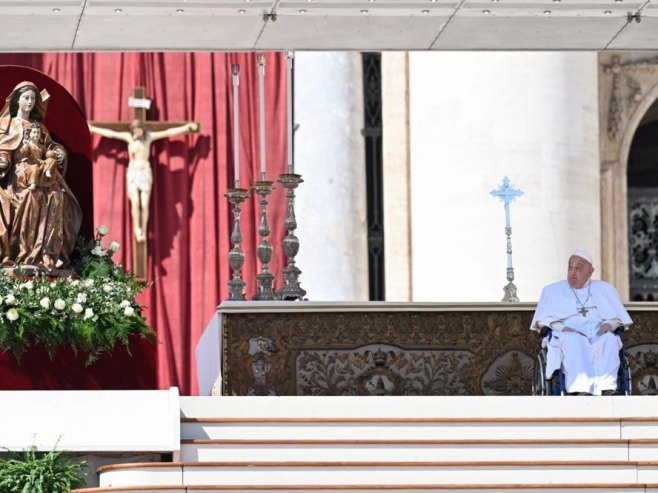 Папа Фрања (Фото: EPA-EFE/Darek Delmanowicz) - 