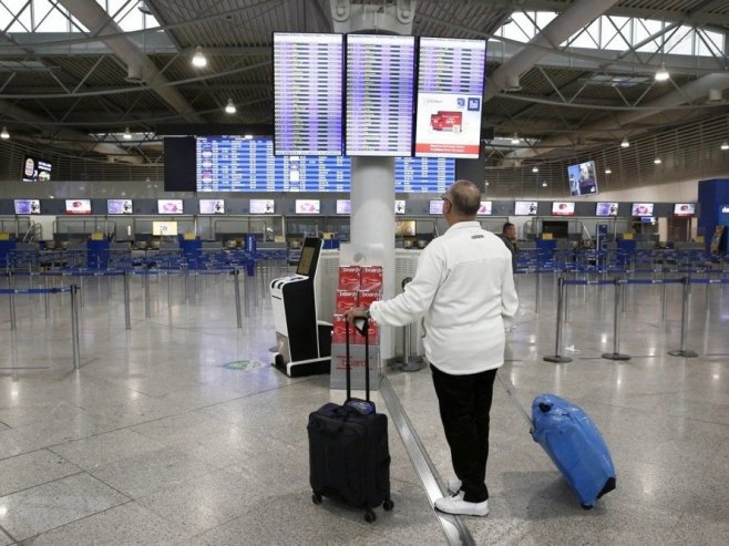 Штрајк у Грчкој (Фото: EPA-EFE/YANNIS KOLESIDIS) - 