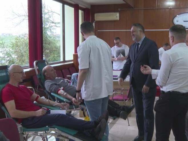 Дервента - добровољно даривање крви Дервента - добровољно даривање крви - Фото: РТРС