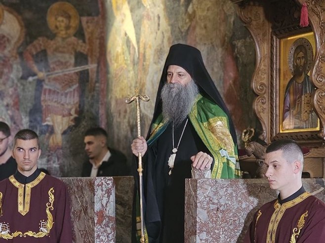 Патријарх Порфирије стигао у Пећку Патријаршију (фото: spc.rs) Патријарх Порфирије стигао у Пећку Патријаршију (фото: spc.rs) -