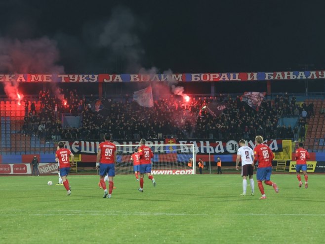 Фудбалери Борца Фудбалери Борца - Фото: ZIPAPHOTO/Borislav Zdrinja