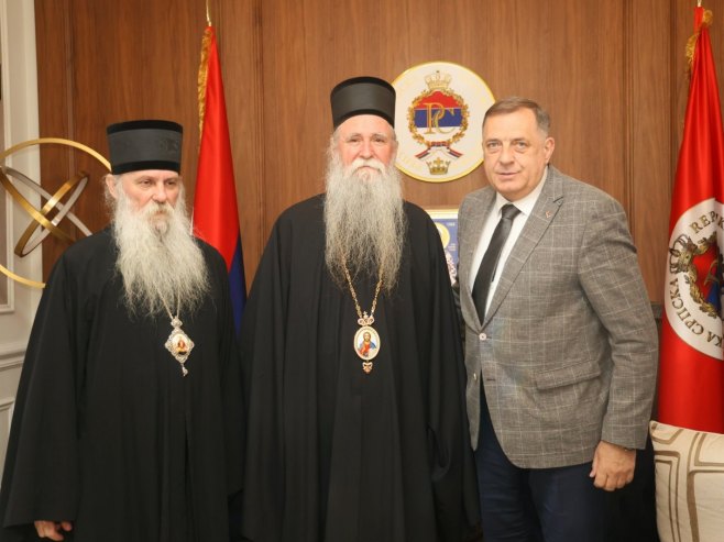 Састанак предсједника Српске и митрополита Јоаникија Састанак предсједника Српске и митрополита Јоаникија - Фото: predsjednikrs.rs/Borislav Zdrinja