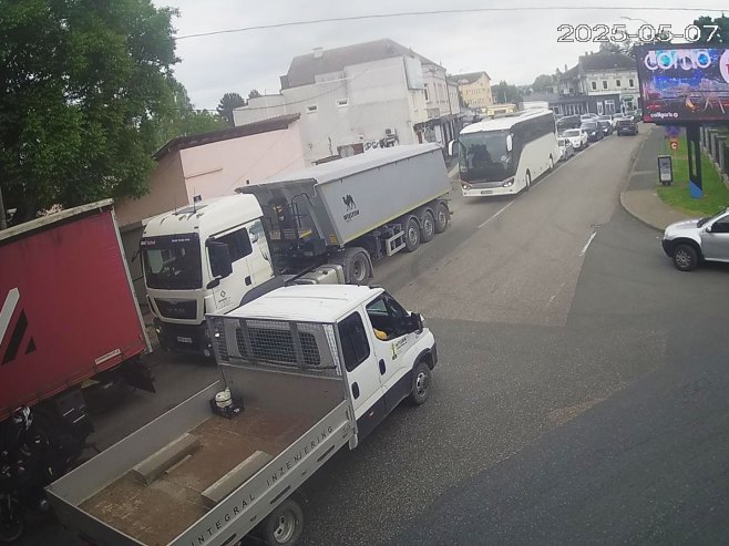 У Градишци појачана фреквенција возила