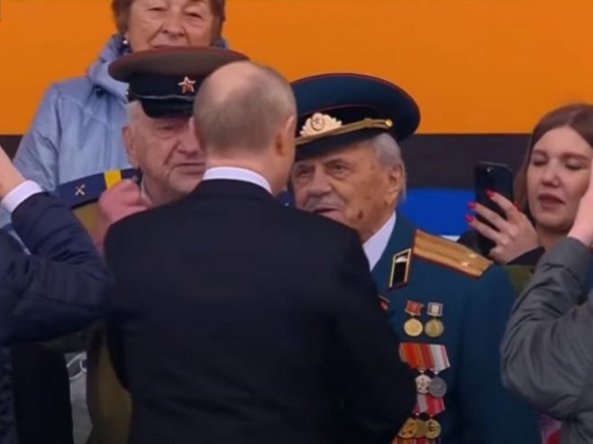 Пуковник Владо Зрнић (95) из Градишке почасни гост на Паради побједе у Москви