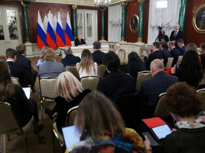 Путинова конференција за новинаре (Фото: EPA-EFE/GAVRIIL GRIGOROV) Путинова конференција за новинаре (Фото: EPA-EFE/GAVRIIL GRIGOROV) -