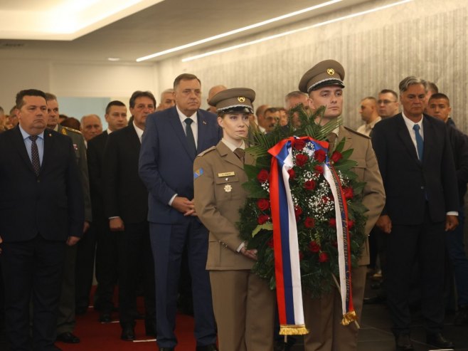 Централна свечаност поводом обиљежавања Дана ВРС; Присуствују Додик, Цвијановић, Вишковић и Стевандић (ФОТО/ВИДЕО)