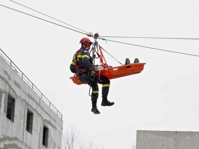 Урушило се градилиште у Истанбулу, једна особа погинула
