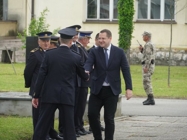 Ковачевић: Вјечна захвалност славној Војсци Републике Српске