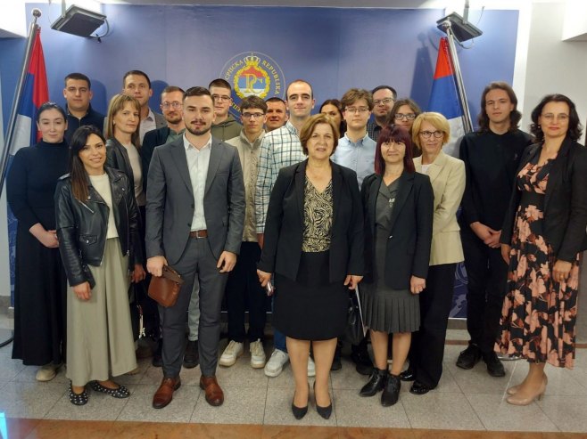 Министарство просвјете: Подршка ученицима који су се пласирали на међународна такмичења