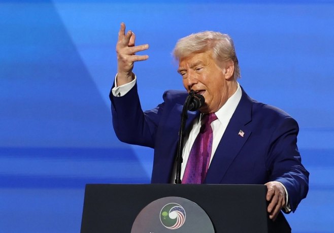 Трамп укида санкцје Сирији
