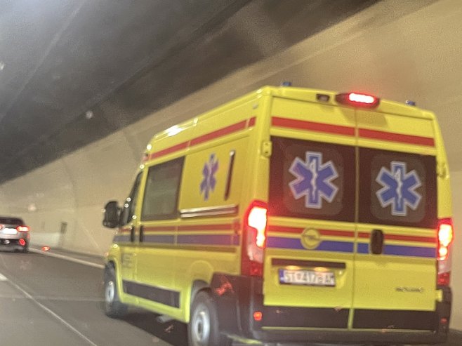 У близини Сплита у судару аутобуса повријеђено 12 путника