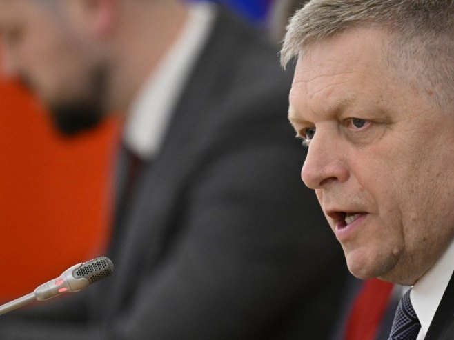 Фицо: Подржаћу референдум о укидању санкција Москви