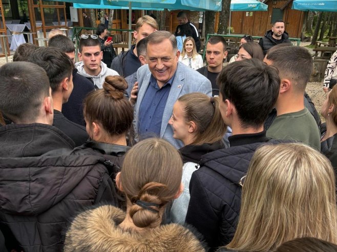 Додик: Имамо велике амбиције у наредном периоду; Увијек ћемо се борити за Српску (ФОТО)
