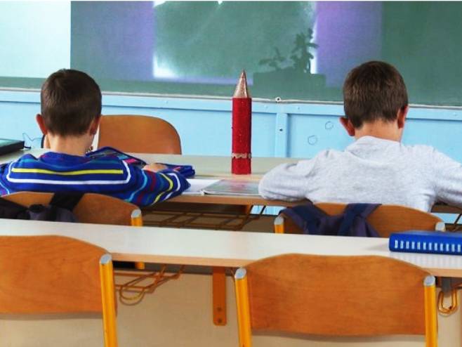 Деформитет кичменог стуба све чешће обољење код дјеце школског узраста
