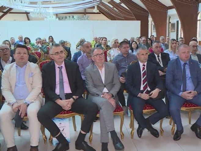 Савјетовање у Бијељини Савјетовање у Бијељини - Фото: РТРС