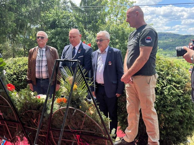 Pomen generalu Taliću (Foto: RTRS)