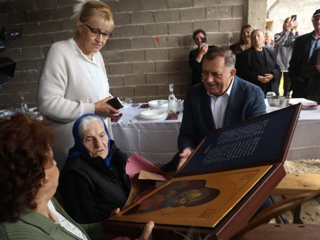 Бака Љепосава обиљежава 100. рођендан; Додик: Када мајка изгуби два сина, то је немјерљива туга (ФОТО)