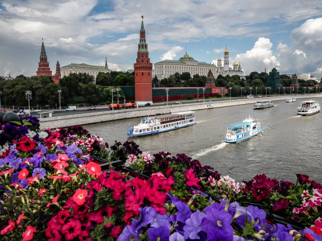 У Москви на снази наранџасти метеоаларм због врућине