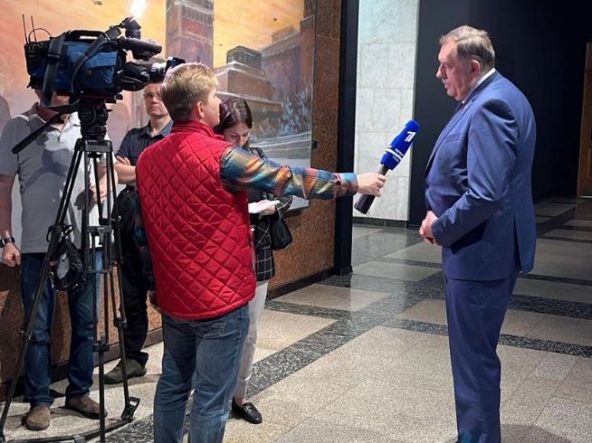 Додик за руски Први канал Додик за руски Први канал - Фото: РТРС