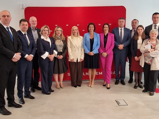Састанак у Словенији (Фото: facebook/WFD Western Balkans) - 