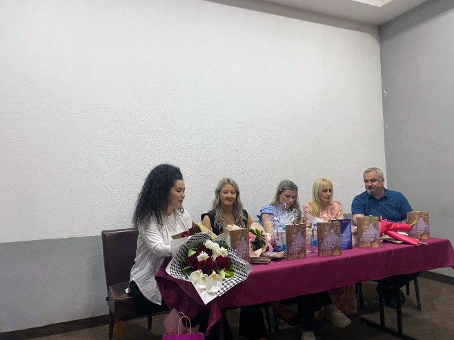 Представљена збирка поезије Саре Ћокић