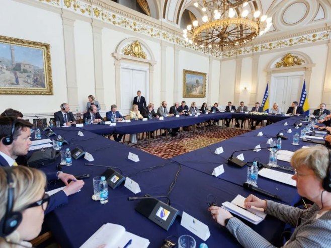 Цвијановић са представницима парламената нордијских и балтичких земаља (фото: instagram.com/zeljka.cvijanovic) - 