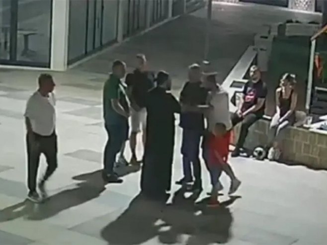 Свештеник нападнут у Требињу