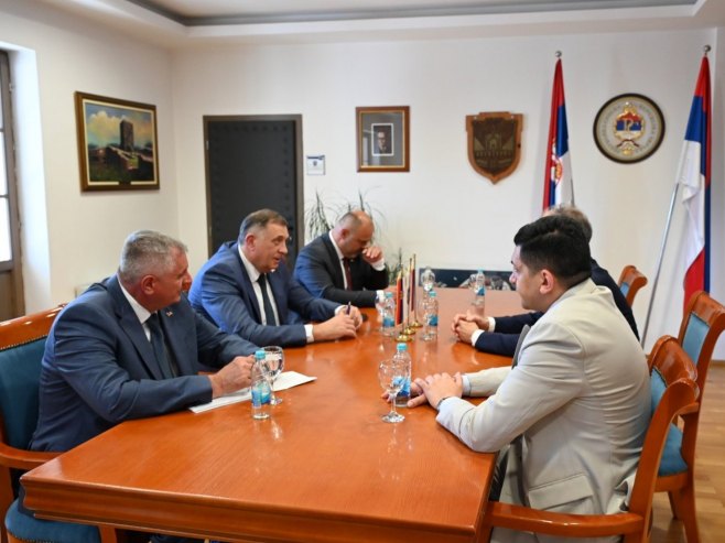 Састанак предсједника Српске и премијера Србије; "Сусрети на Дрини" на РТРС (ФОТО)