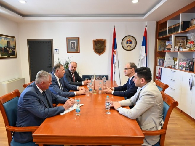 Састанак предсједника Српске и премијера Србије; "Сусрети на Дрини" на РТРС (ФОТО)
